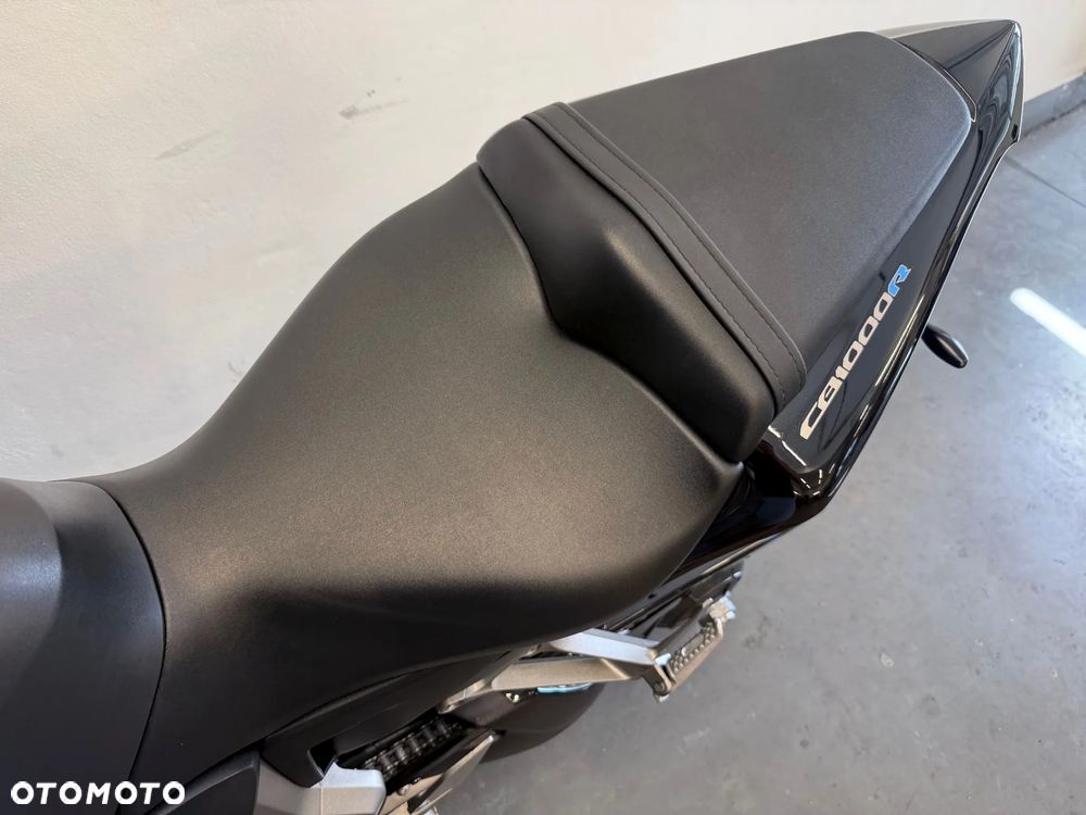 Honda CB - 27