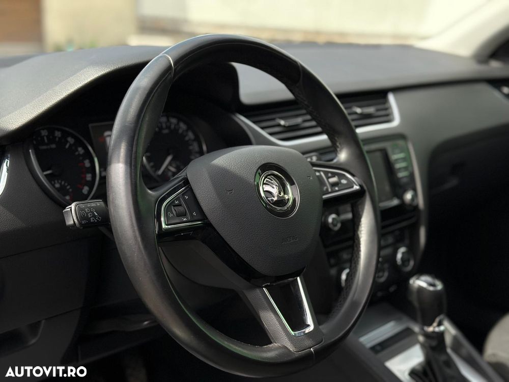 Skoda Octavia 2.0 TDI DSG Drive - 19