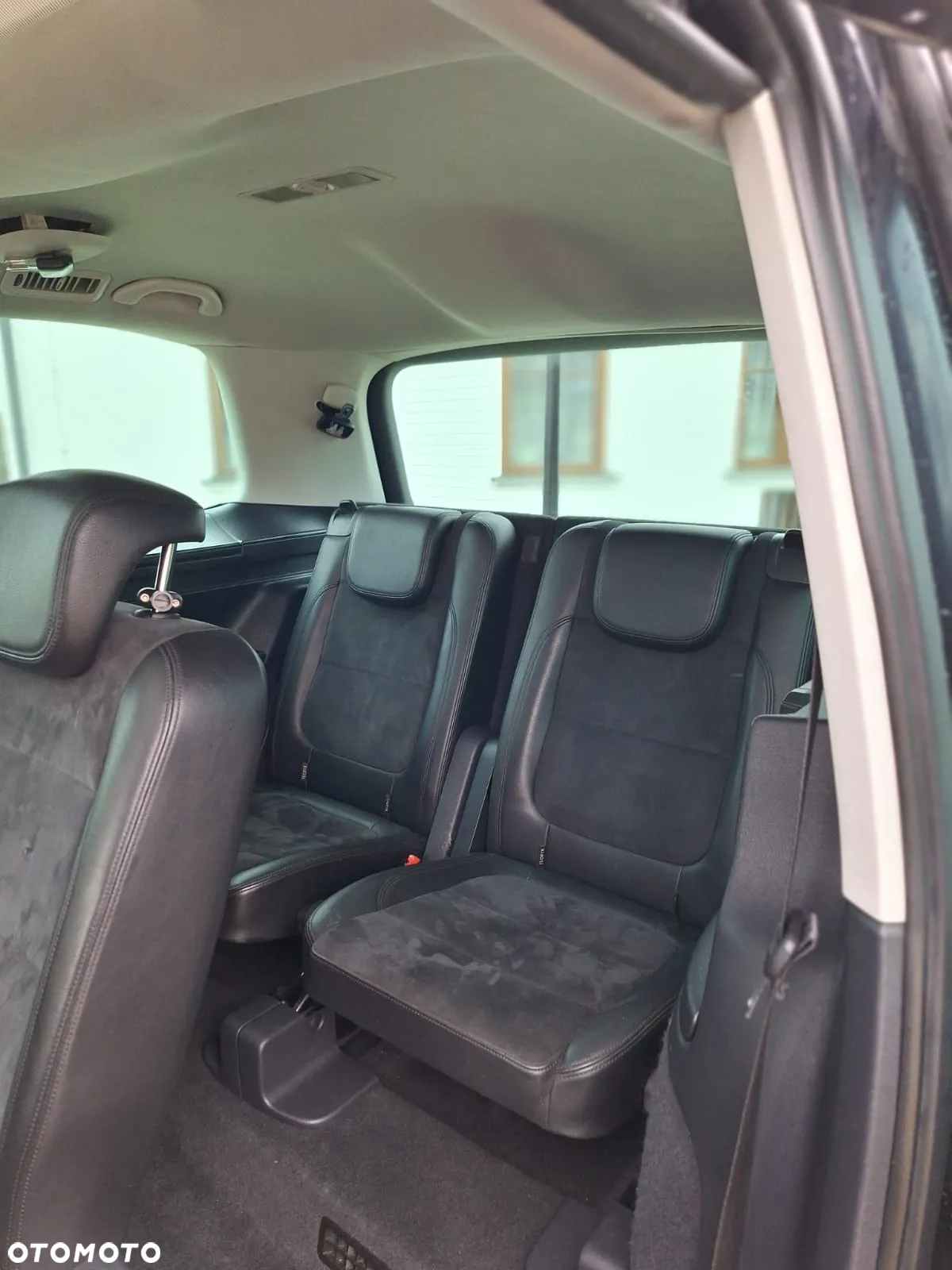 Volkswagen Sharan 2.0 TDI Highline DSG - 28