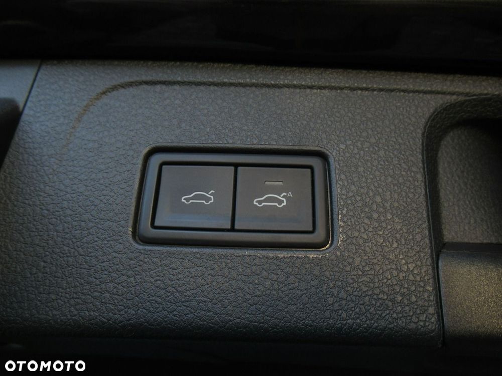 Volkswagen Passat 2.0 TDI EVO Elegance DSG - 37