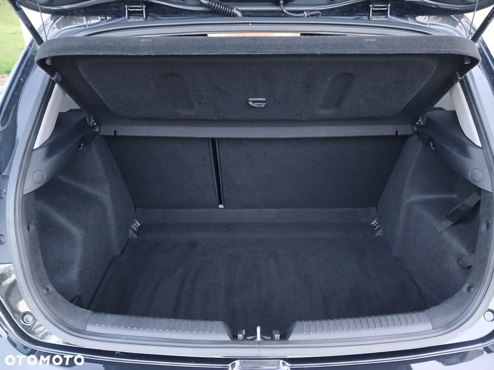 Kia Ceed 1.6 GDI Platinum Edition - 16