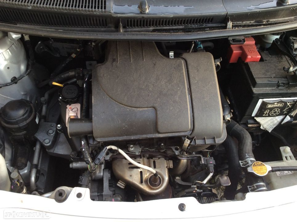 Toyota Yaris 1.0 3P 2009 - Para Peças - 6