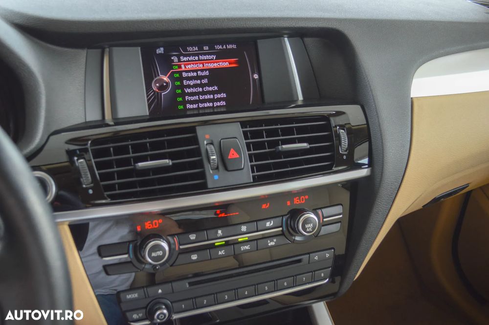 BMW X4 xDrive20i AT Advantage - 15