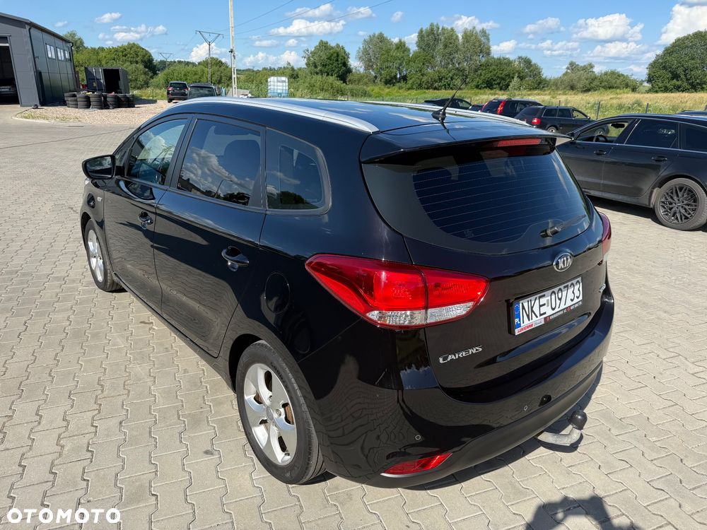 Kia Carens 1.7 CRDi 115 Dream-Team Edition - 8