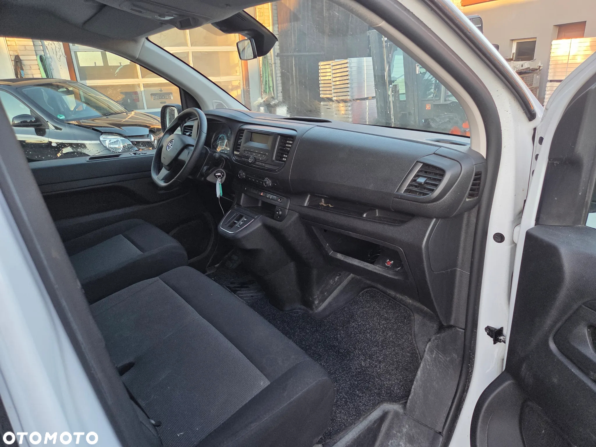 Opel Vivaro Vivaro-e L (50-kWh) Elegance - 6