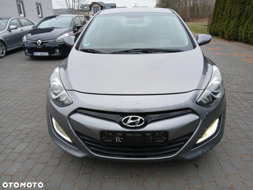Hyundai i30 1.4 Blue Comfort - 1