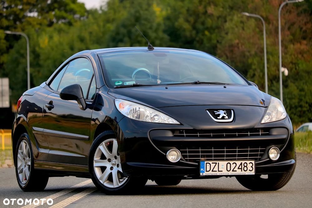 Peugeot 207 CC - 11