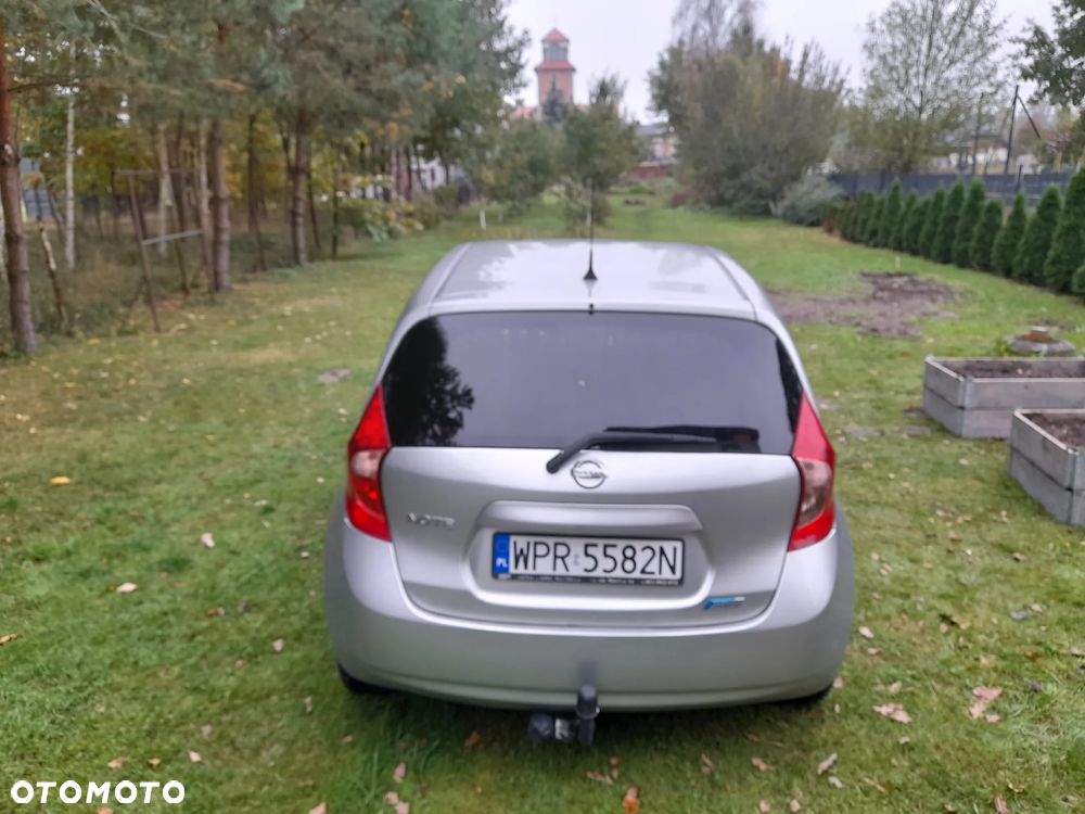 Nissan Note 2015 photo 4
