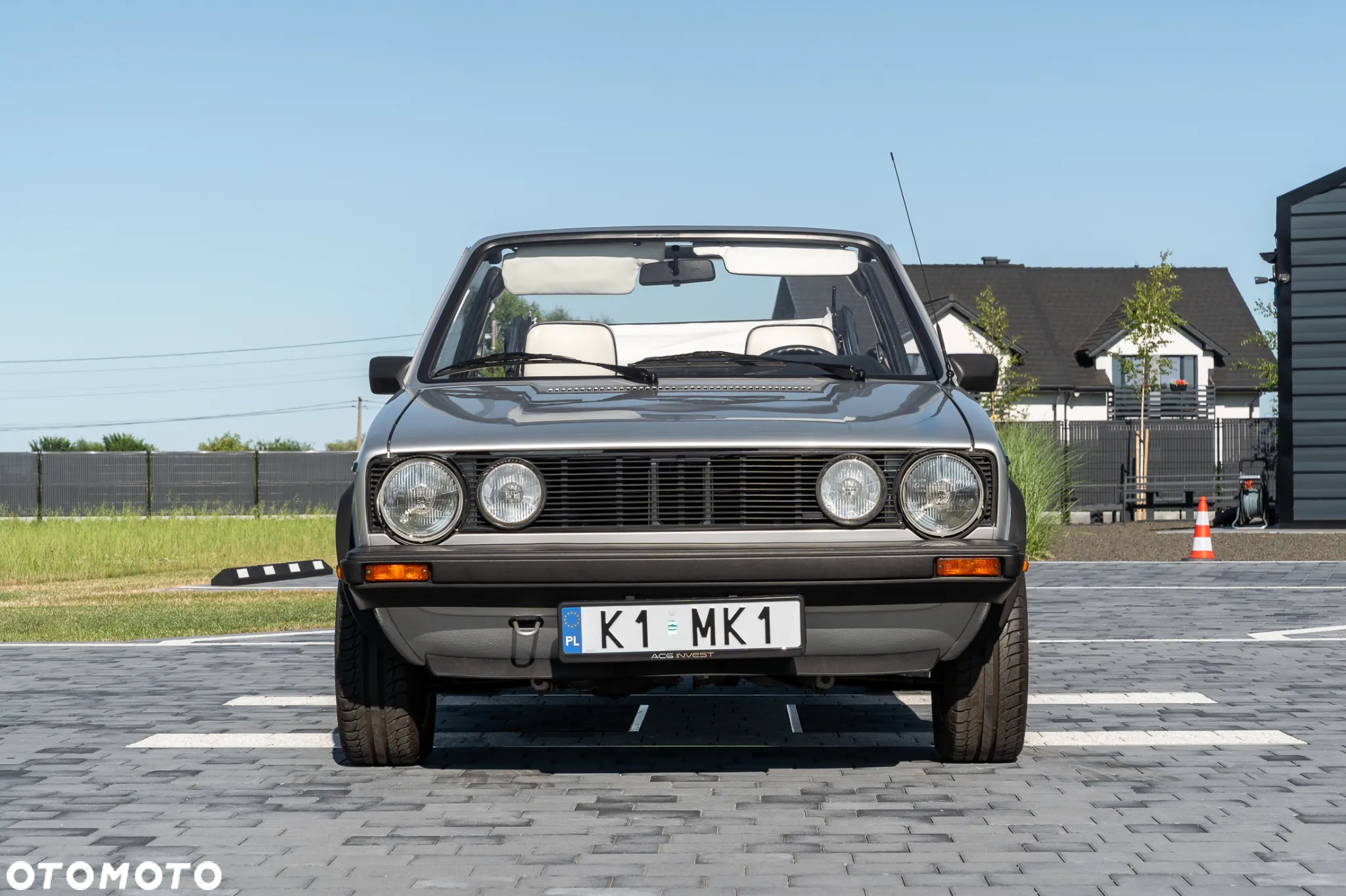 Volkswagen Golf - 8