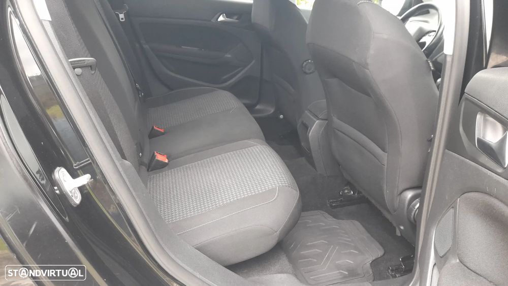 Peugeot 308 SW 1.6 BlueHDi Access - 38