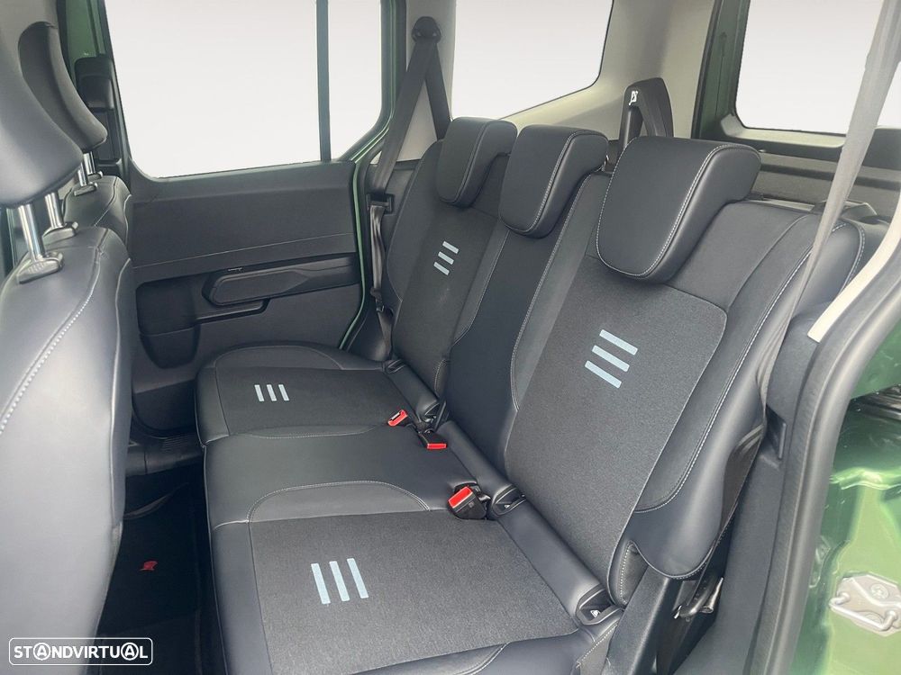 Ford Tourneo Courier 1.0 EcoBoost Titanium DCT - 13