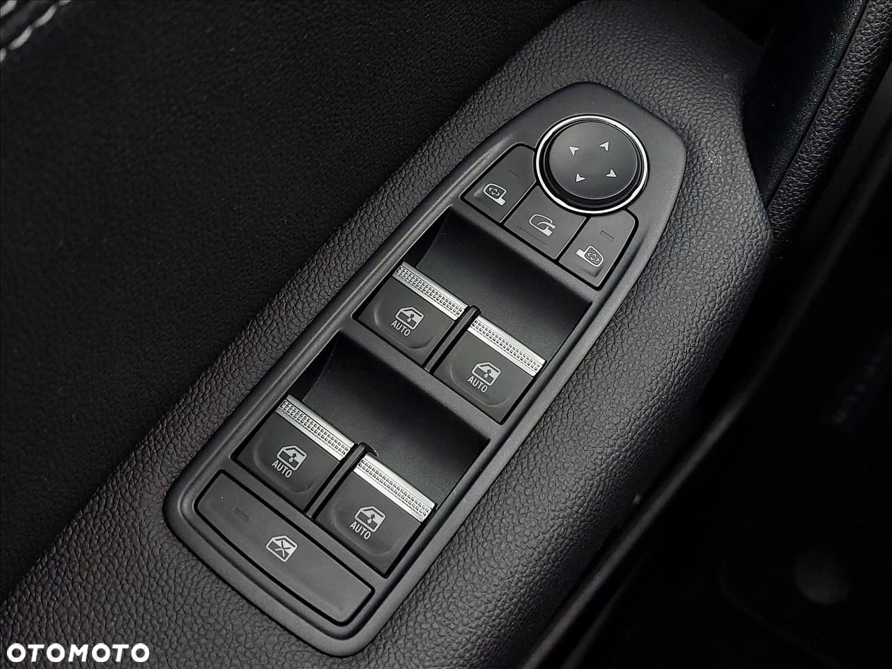 Renault Captur - 11