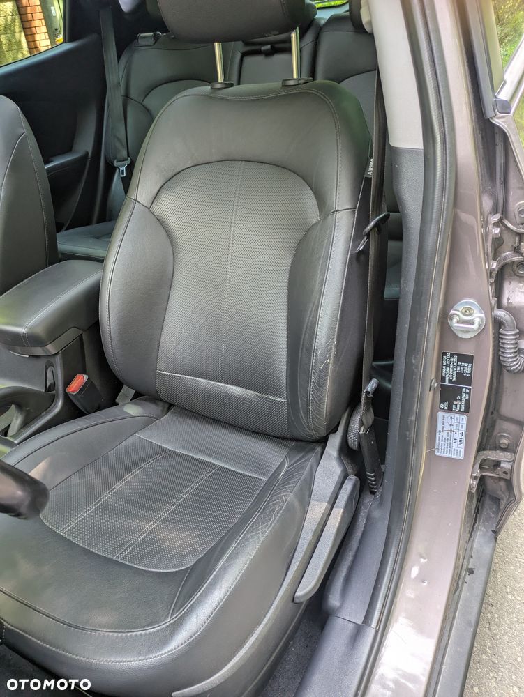 Hyundai ix35 2.0 CRDi 4WD Premium - 20