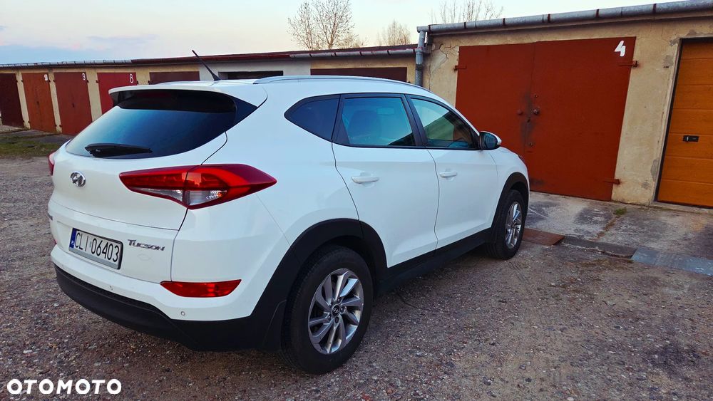 Hyundai Tucson 1.6 GDI BlueDrive Comfort 2WD - 5