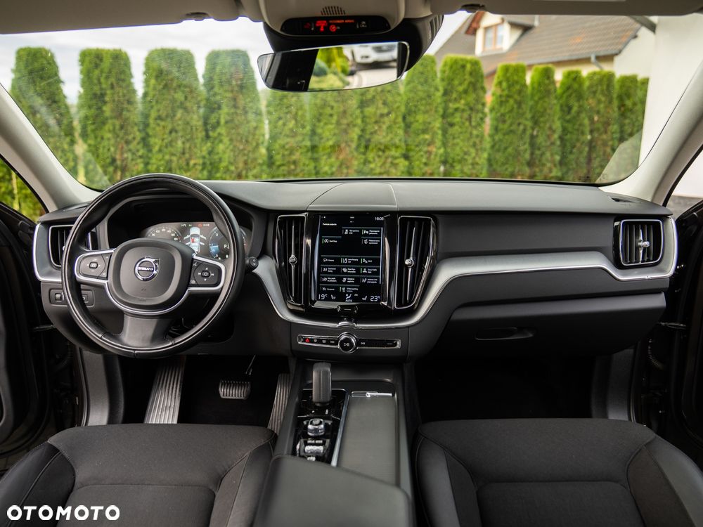 Volvo XC 60 B4 D Geartronic Momentum Pro - 30
