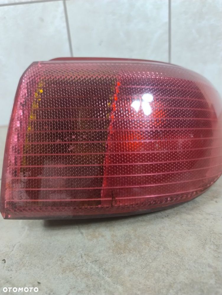 Mazda 2 DY 03-05r lampa tył prawa Europa wysyłka OLX oryginał - 3
