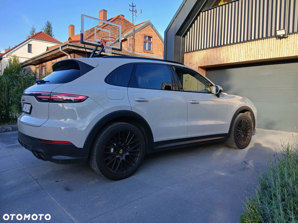 Porsche Cayenne - 12