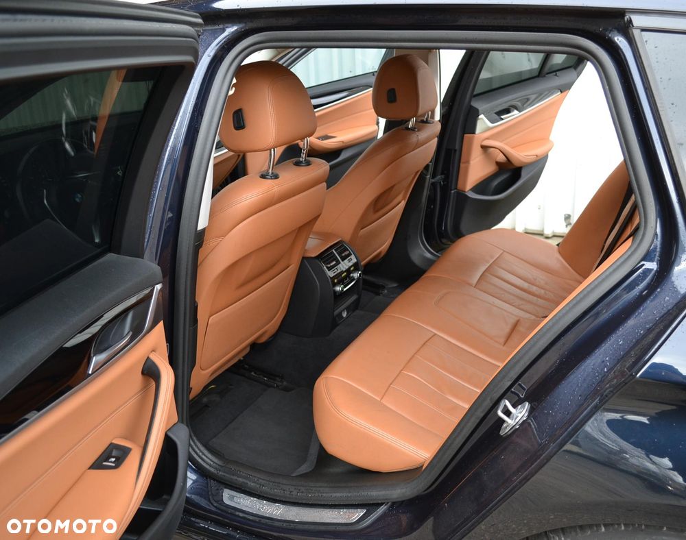 BMW Seria 5 520i Sport Line - 8