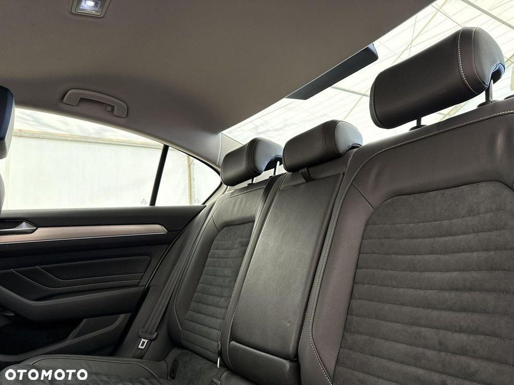 Volkswagen Passat - 19