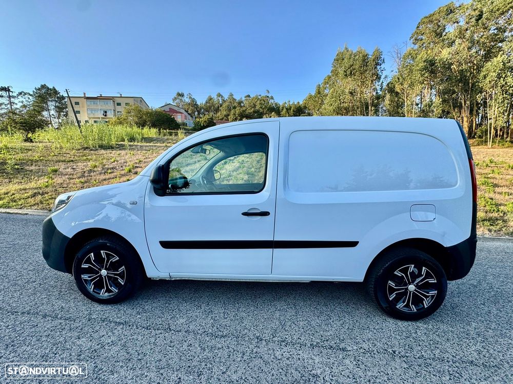 Renault Kangoo 1.5 DCi 3L - 8