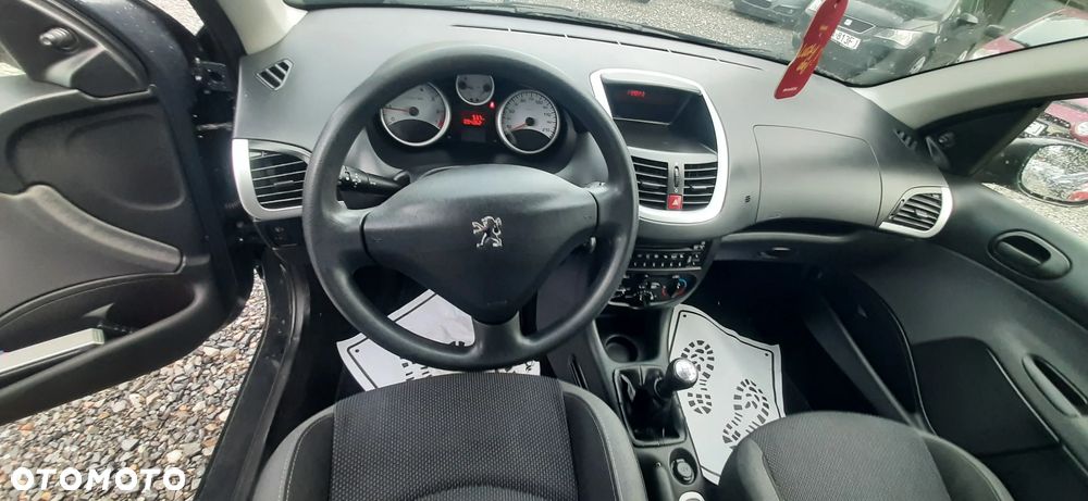 Peugeot 206 plus - 7