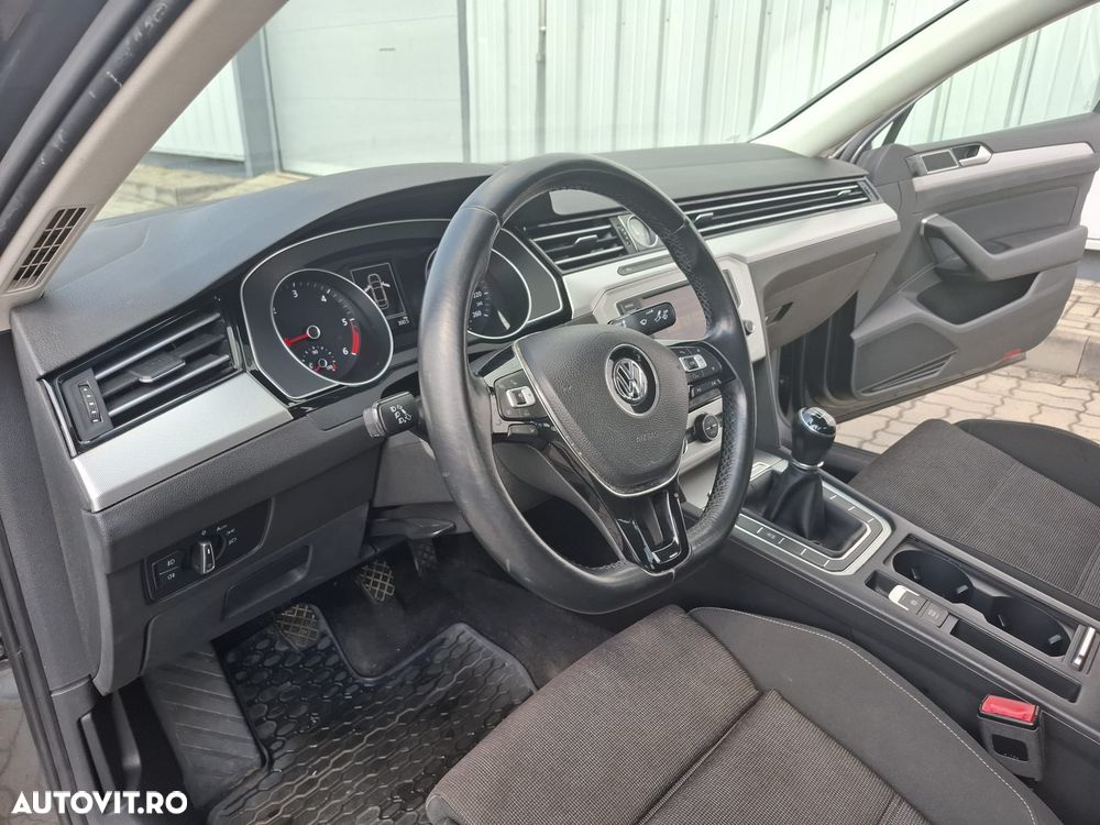 VOLKSWAGEN Passat 2015 — imagine 16