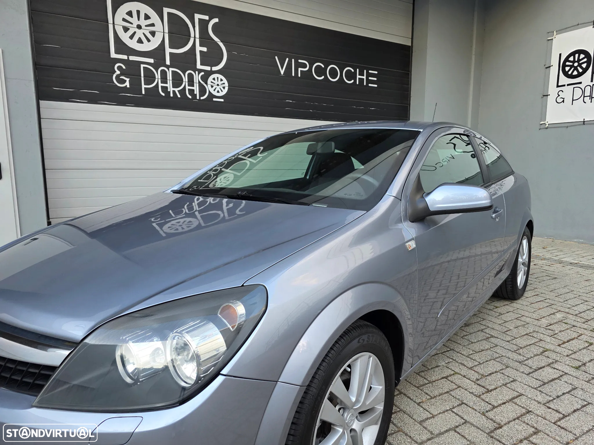 Opel Astra GTC 1.3 CDTi - 27