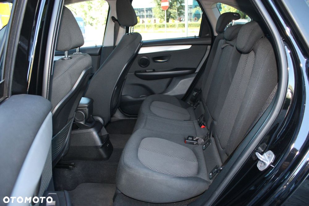 BMW Seria 2 218i GPF - 16