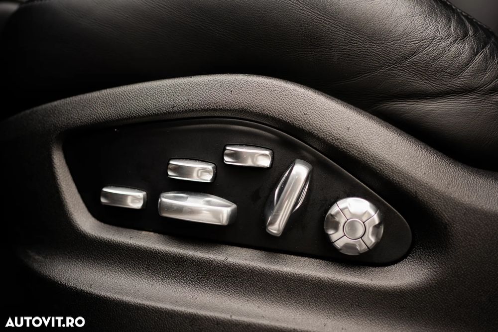 Porsche Cayenne S - 21