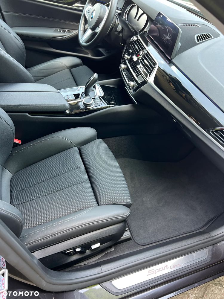 BMW Seria 5 - 13