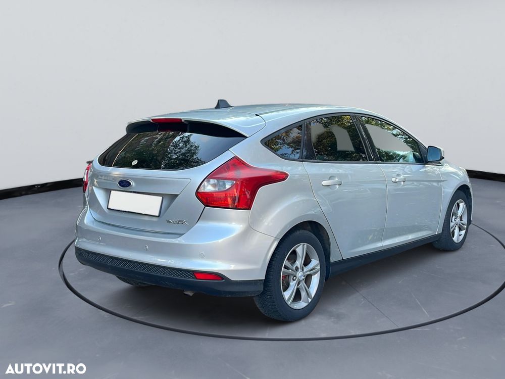 FORD Focus 2014 — imagine 5