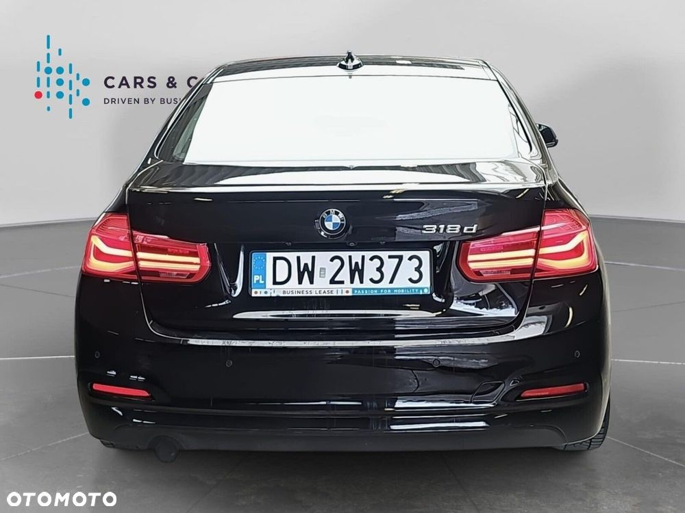 BMW Seria 3 318d - 29