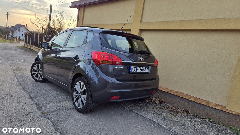 Kia Venga 1.6 CVVT Dream-Team Edition - 3