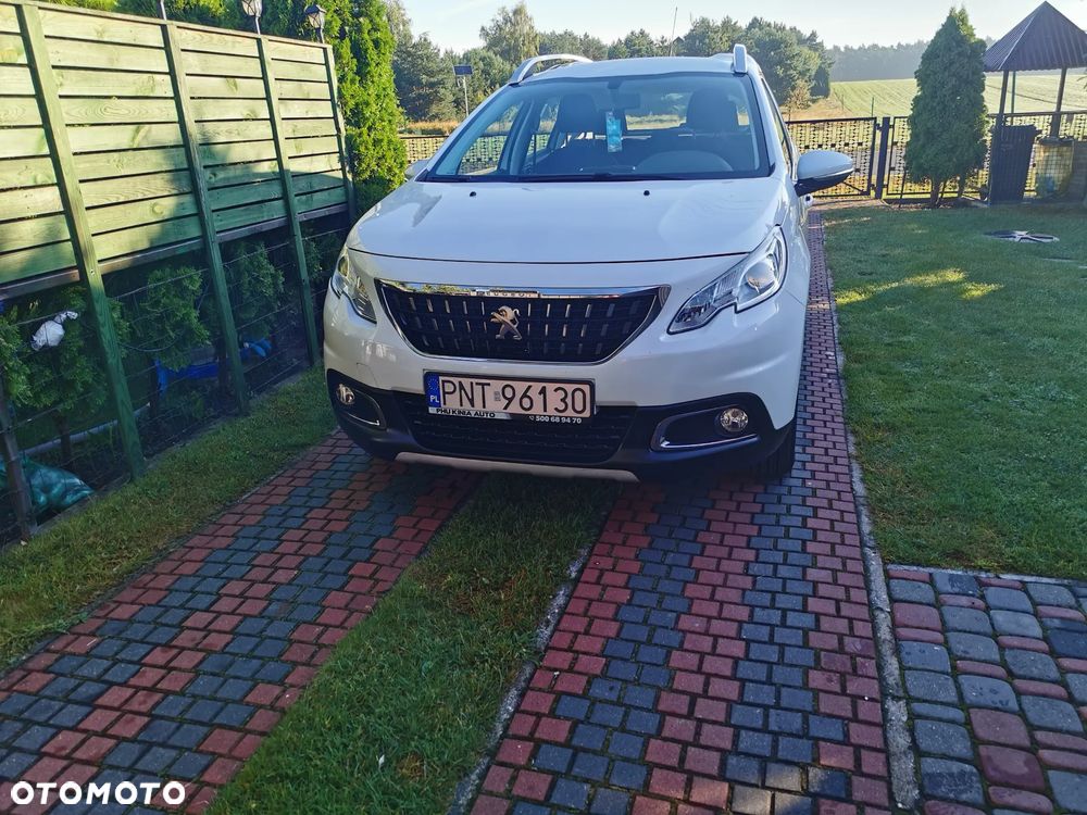 Peugeot 2008 1.2 Pure Tech GPF Allure S&S - 5