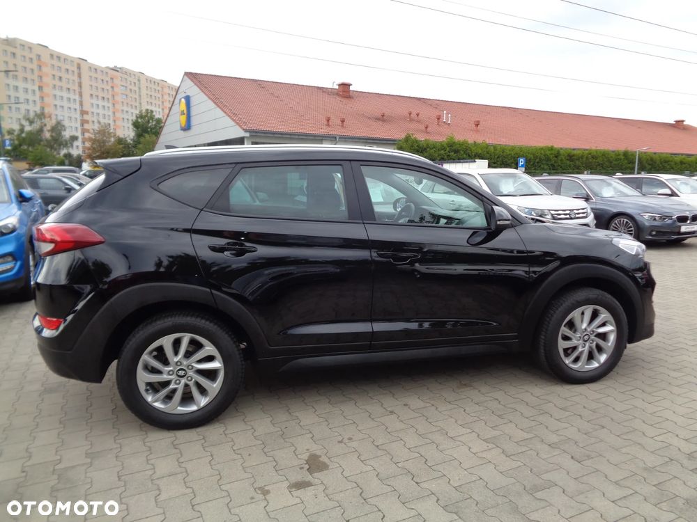 Hyundai Tucson 1.6 GDI BlueDrive Style 2WD - 8