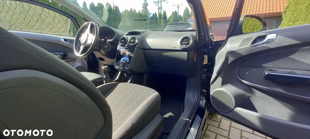 Opel Corsa - 16