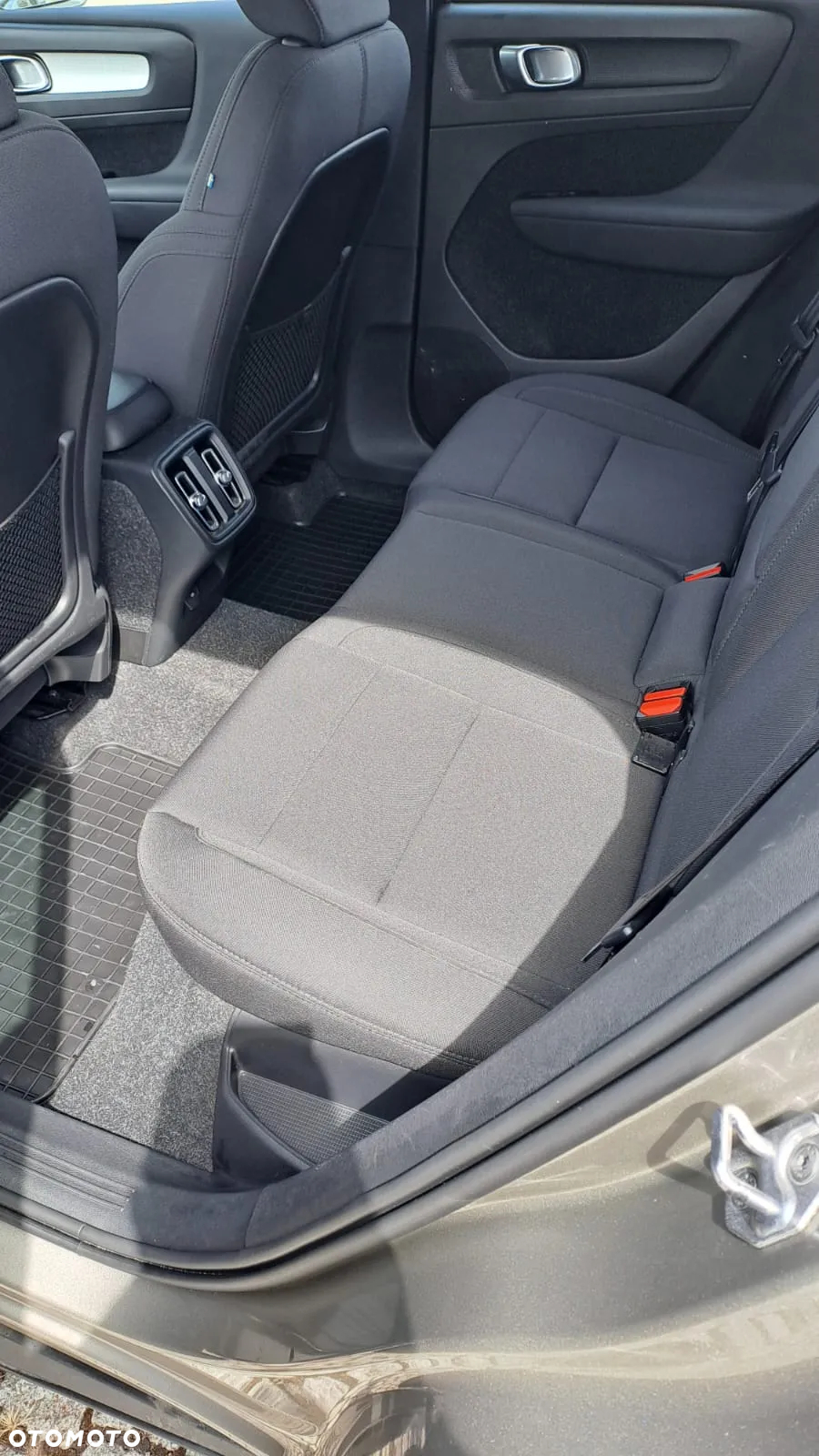 Volvo XC 40 - 4