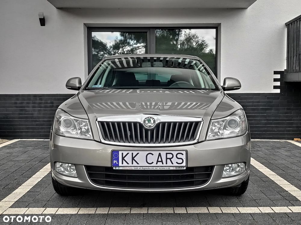 Skoda Octavia 1.6 Ambiente - 3