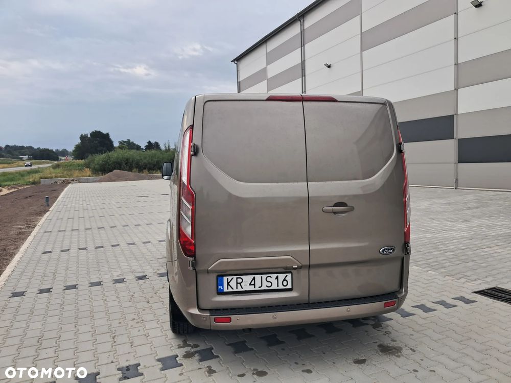 Ford Transit custom - 25