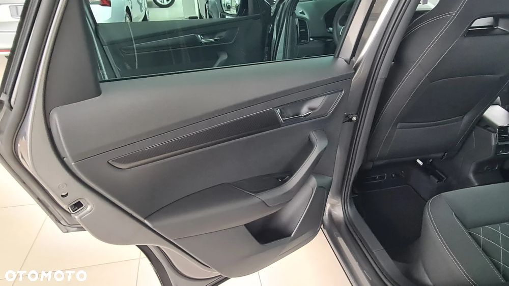 Skoda Karoq 1.5 TSI ACT Sportline DSG - 12