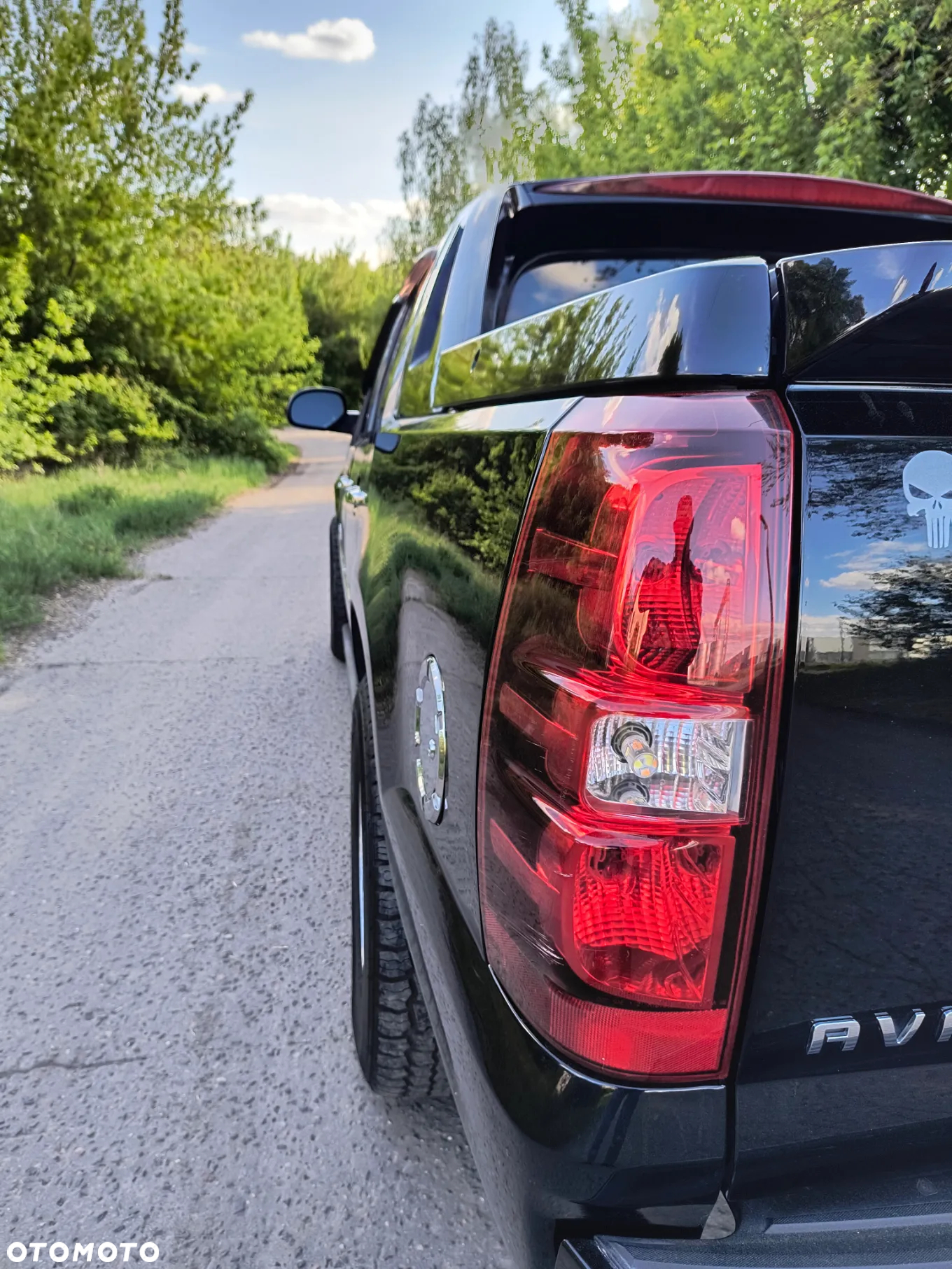 Chevrolet Avalanche - 11