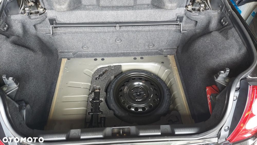 Nissan Micra 1.4 Premium - 12