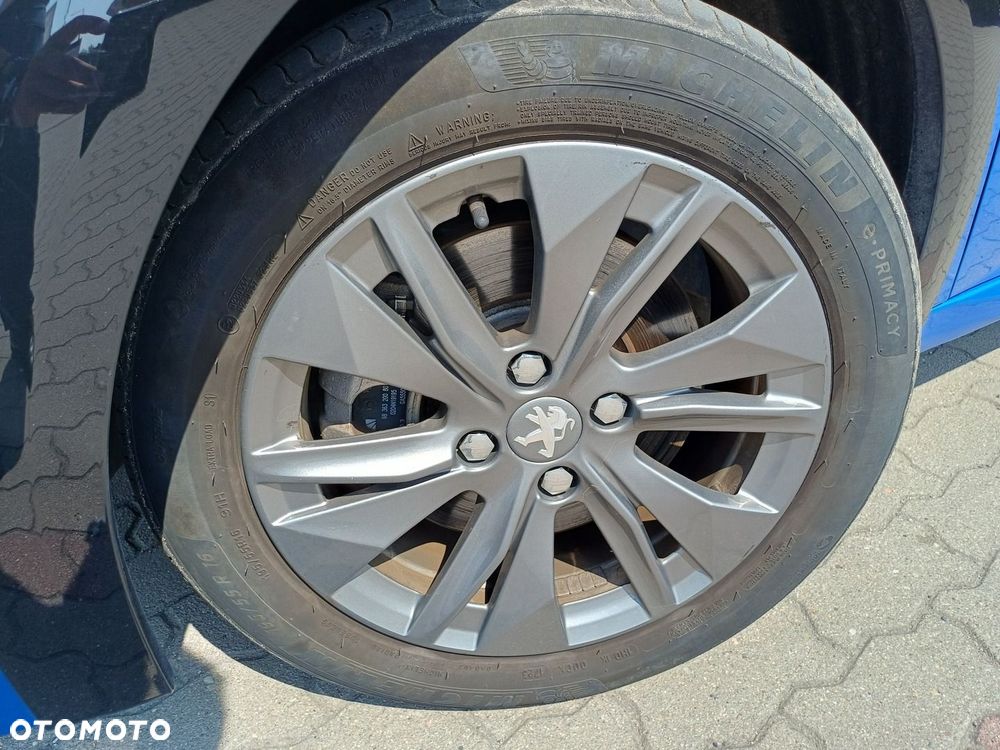 Peugeot 208 - 9