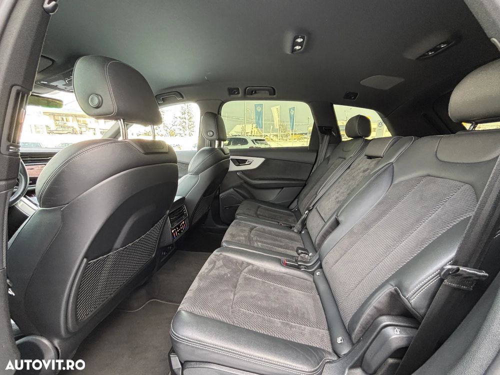 Audi Q7 3.0 50 TDI quattro Tiptronic S Line - 9