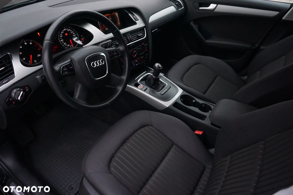 Audi A4 Avant 1.8 TFSI Ambiente - 18