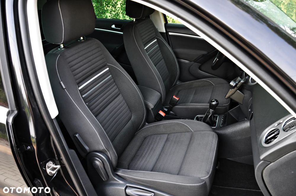 Volkswagen Tiguan 2.0 TDI DPF BlueMotion Technology Cup Sport & Style - 20