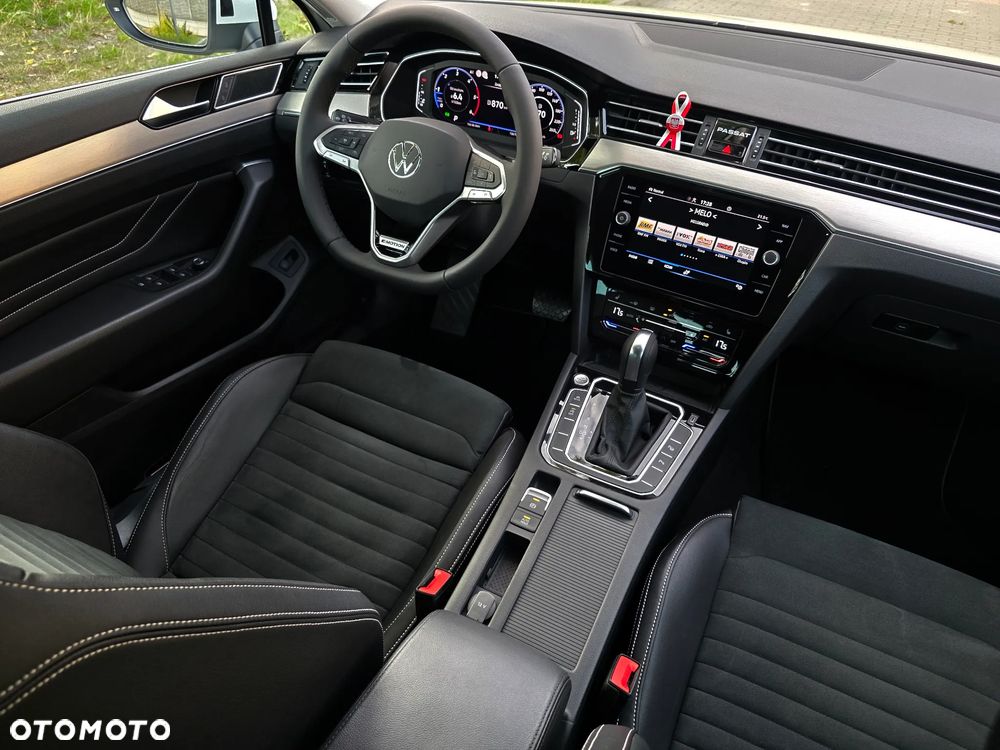 Volkswagen Passat 2.0 TDI 4Mot Elegance DSG - 11