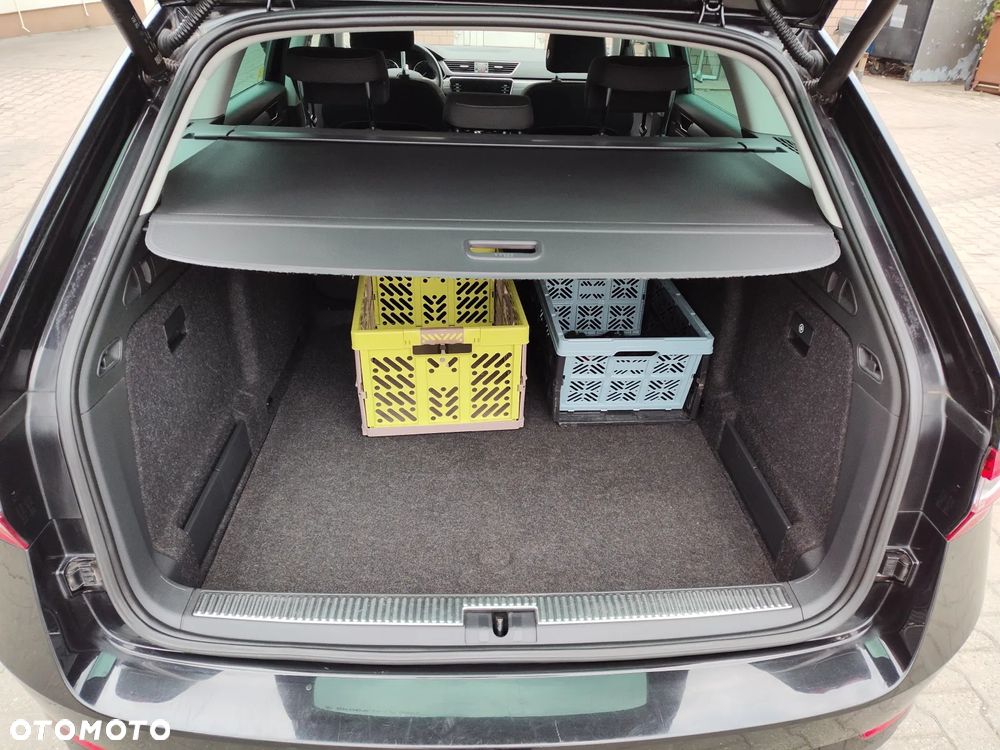 Skoda Superb 2.0 TDI Style - 12