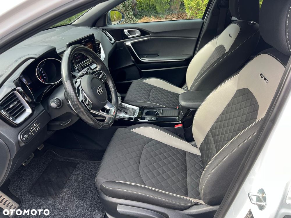 Kia Ceed 1.6 CRDi DCT GT Line - 2