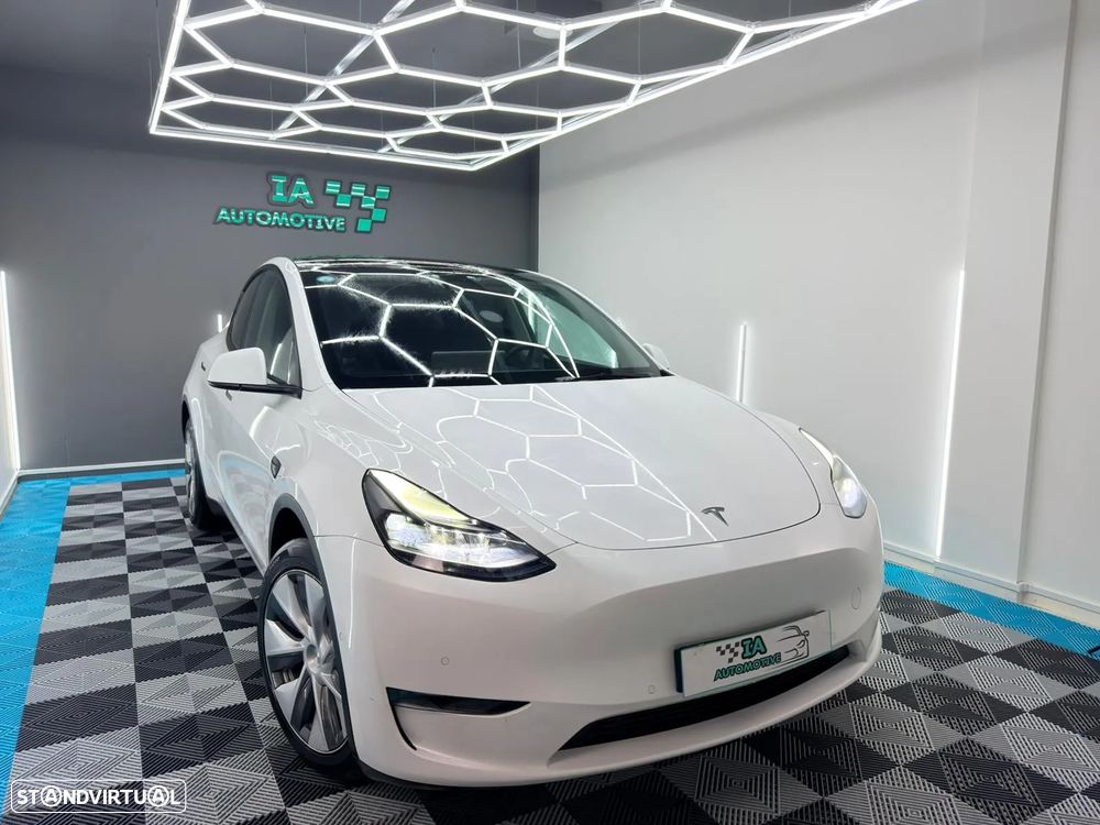 Tesla Model Y Long Range Dual Motor AWD - 3